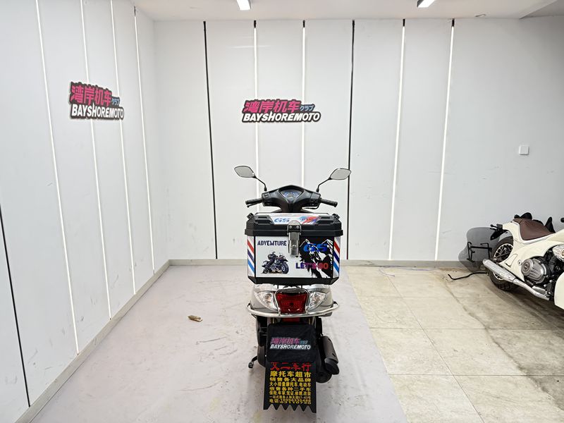 二手五羊本田SCR 喜鲨125