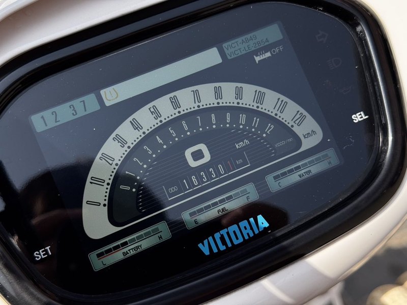 二手维多利亚Sixties 150i