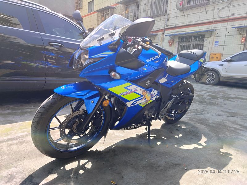 二手豪爵铃木GSX250R
