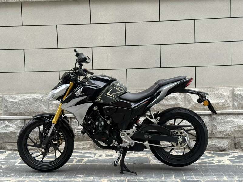 二手五羊本田CB190R 暴锋眼