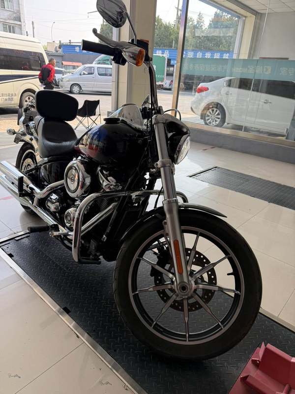 二手哈雷戴维森路威 Low Rider