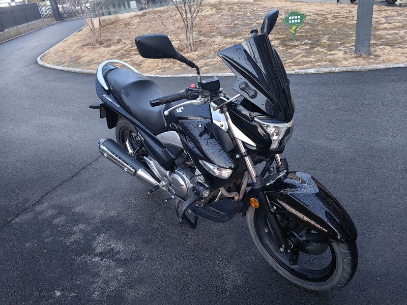 二手豪爵铃木骊驰 GW250