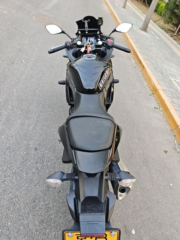 二手豪爵铃木GSX250R