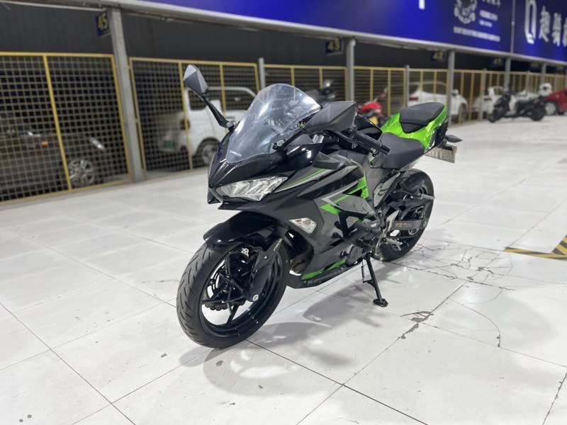 二手川崎Ninja 400