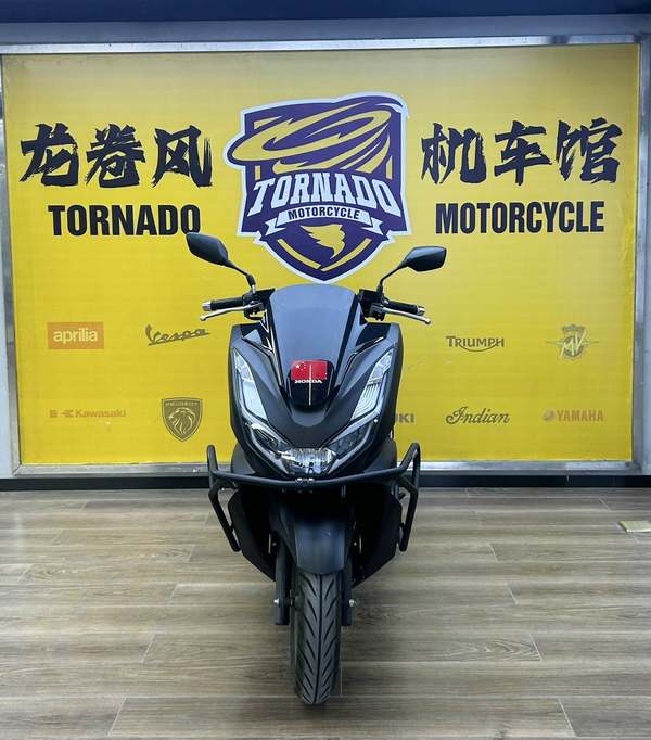 二手五羊本田PCX