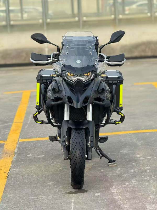 二手贝纳利TRK552