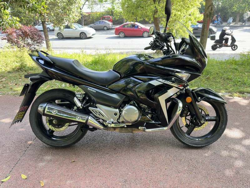 二手豪爵铃木骊驰 GW 250F