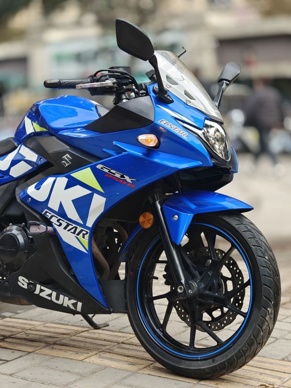 二手豪爵铃木GSX250R