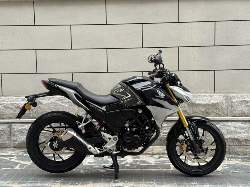 二手五羊本田CB190R 暴锋眼
