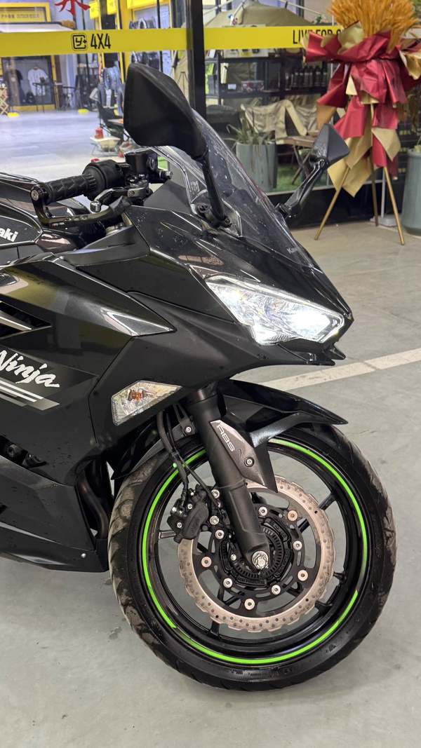 二手川崎Ninja 400