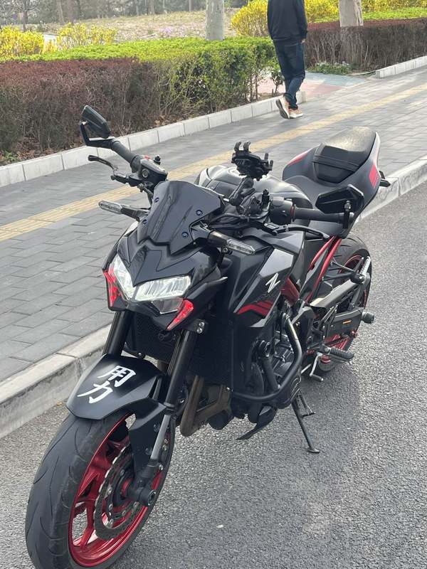 二手川崎Z900