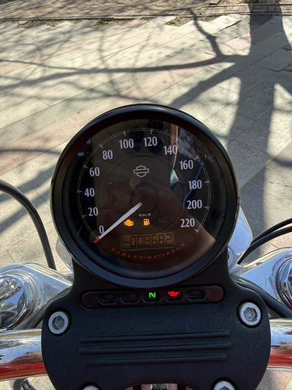 二手哈雷戴维森883L SuperLow