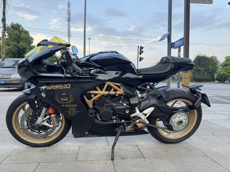 二手奥古斯塔Superveloce 800