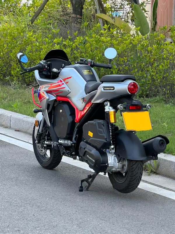 二手QJMOTOR小飞侠