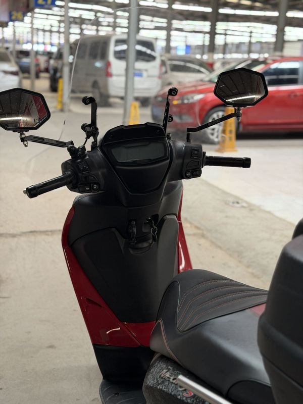 二手比亚乔Medley 150