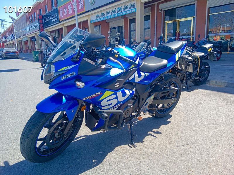 二手豪爵铃木GSX250R