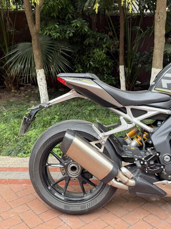 二手凯旋Speed Triple 1200