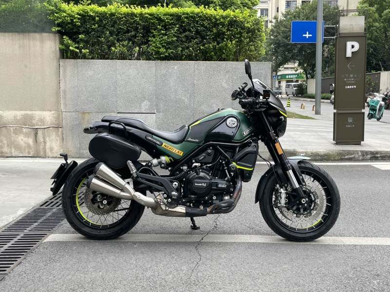 二手贝纳利幼狮 Leoncino 500