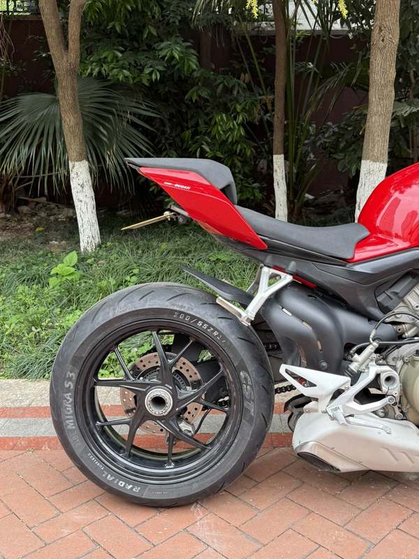 二手杜卡迪Street Fighter V4