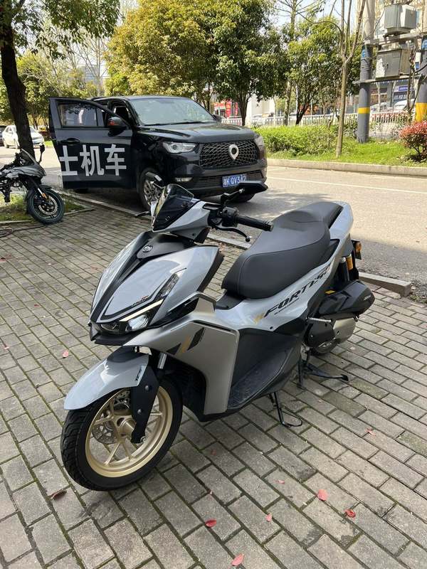 二手QJMOTOR鸿150S