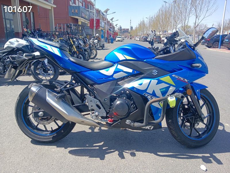二手豪爵铃木GSX250R