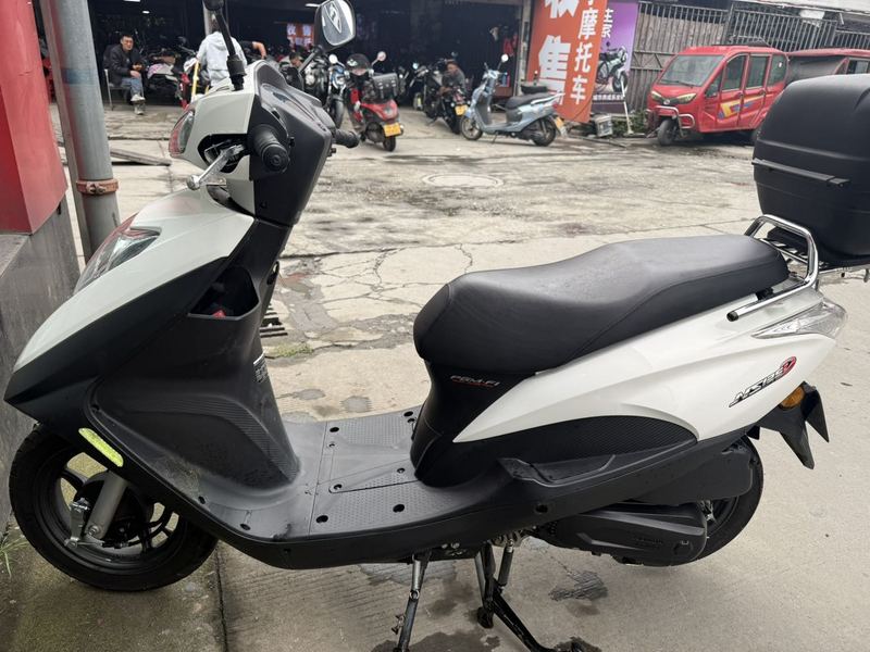 二手新大洲本田NS125D