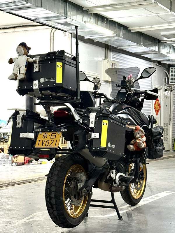 二手贝纳利TRK702