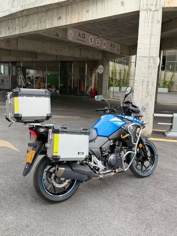 二手豪爵铃木DL250