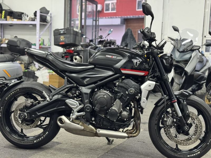 二手凯旋Trident 660