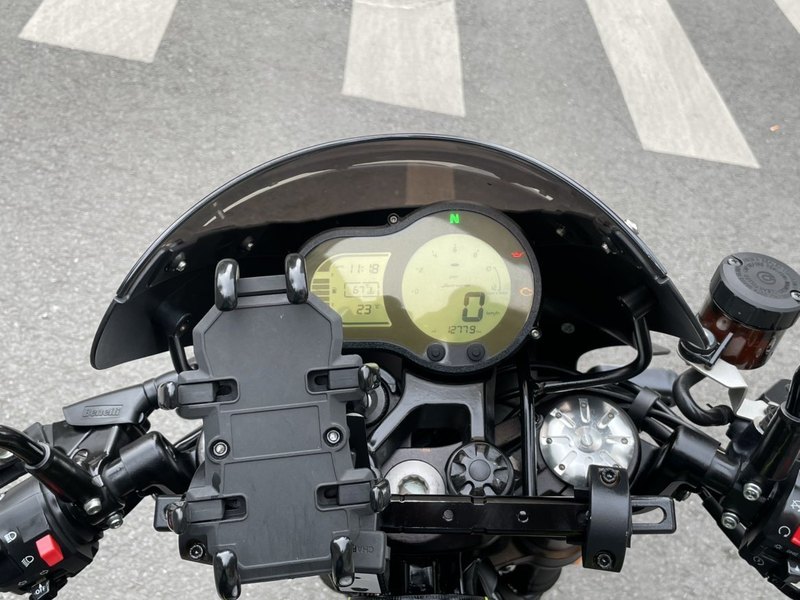 二手贝纳利幼狮 Leoncino 500