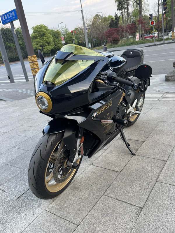 二手奥古斯塔Superveloce 800