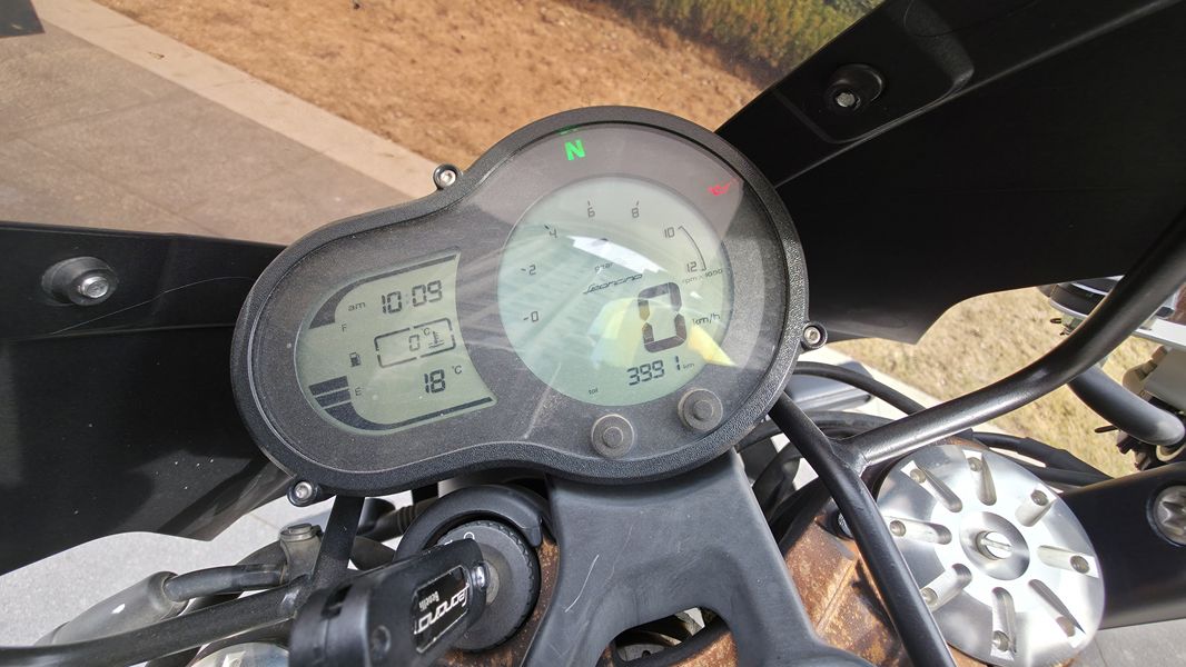 二手贝纳利幼狮 Leoncino 500