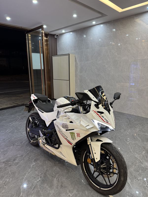 二手赛科龙RC250