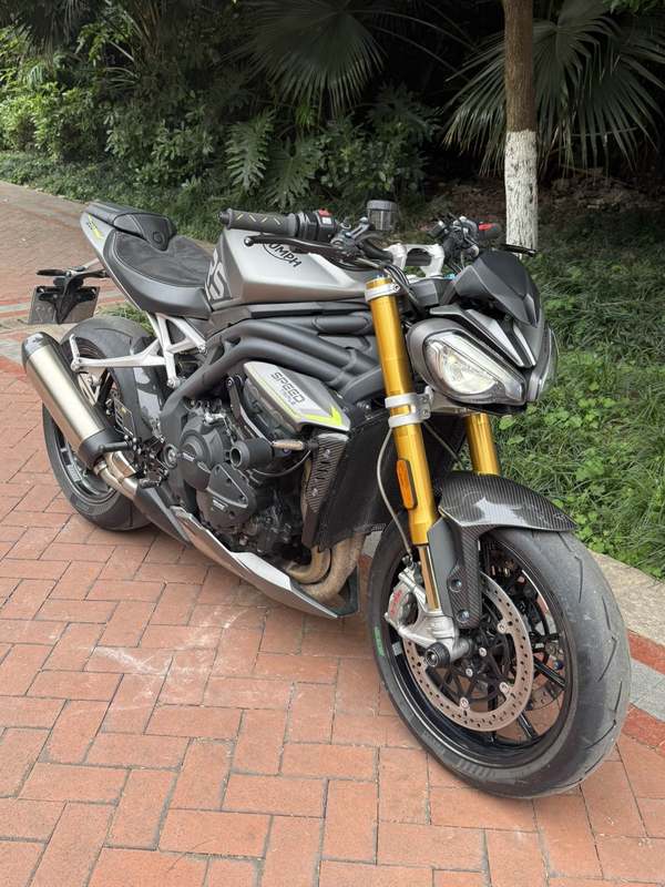 二手凯旋Speed Triple 1200