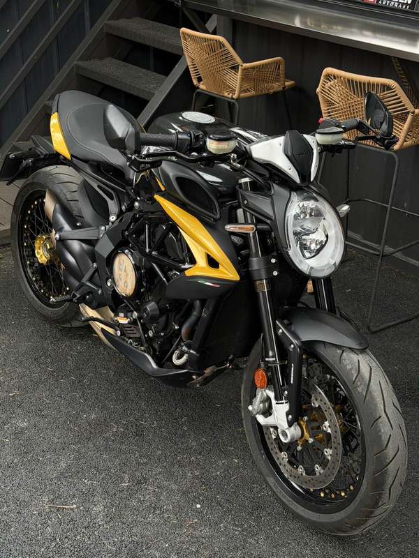 二手奥古斯塔Dragster 800