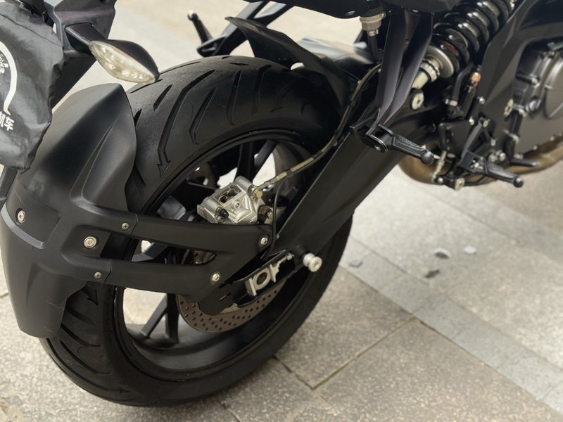 二手贝纳利TNT600i