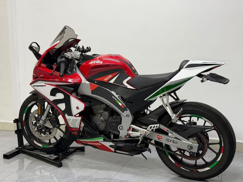 二手宗申阿普利亚GPR250R