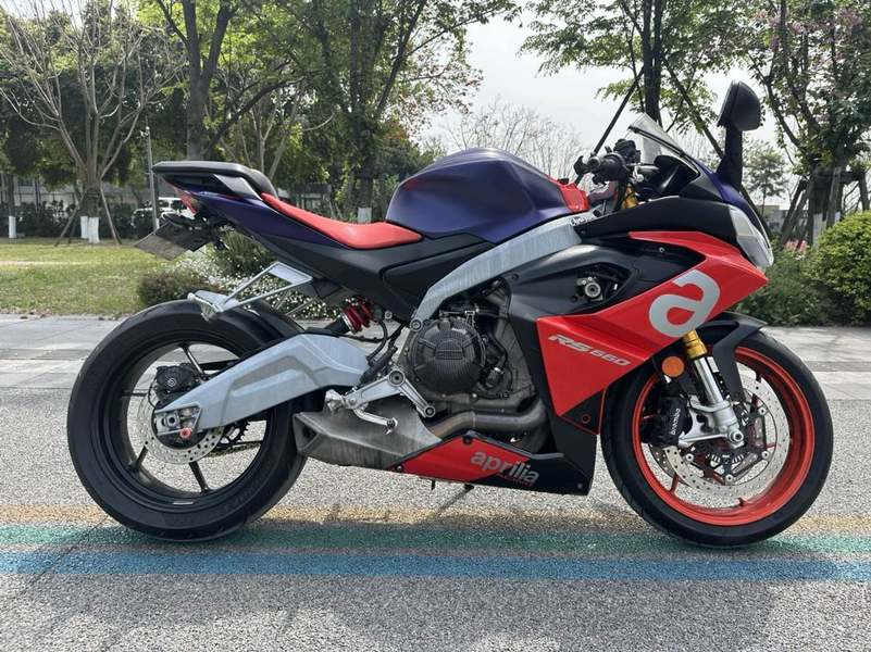 二手阿普利亚RS 660 