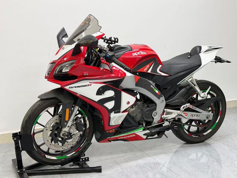 二手宗申阿普利亚GPR250R
