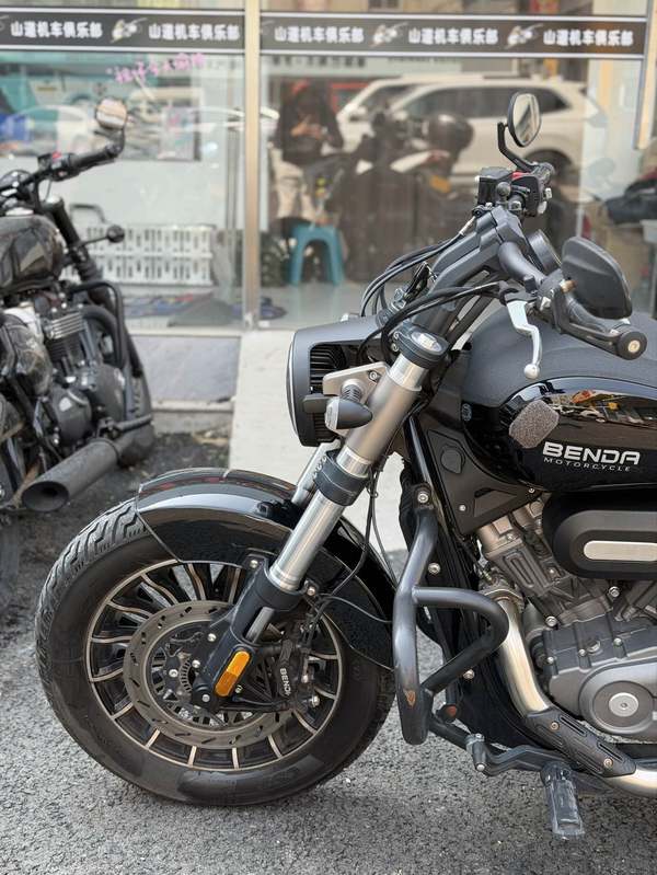 二手奔达Rock300 灰石