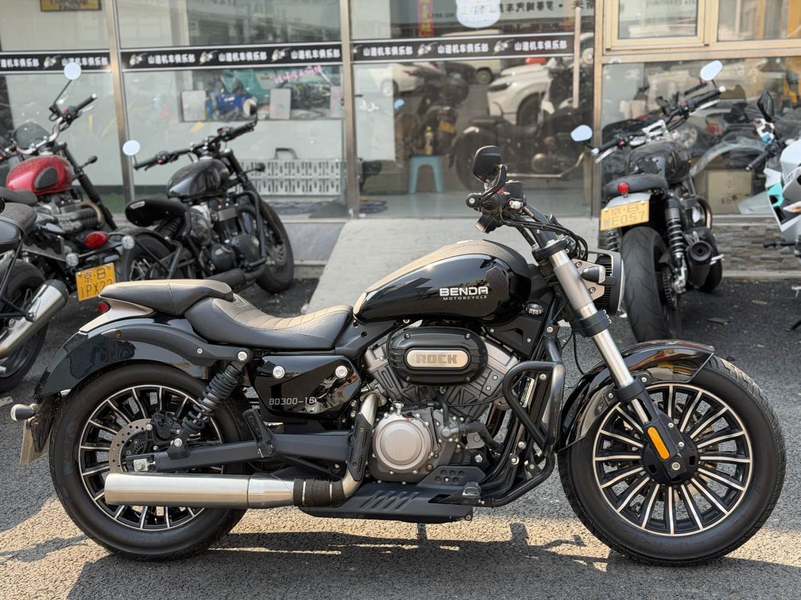 二手奔达Rock300 灰石