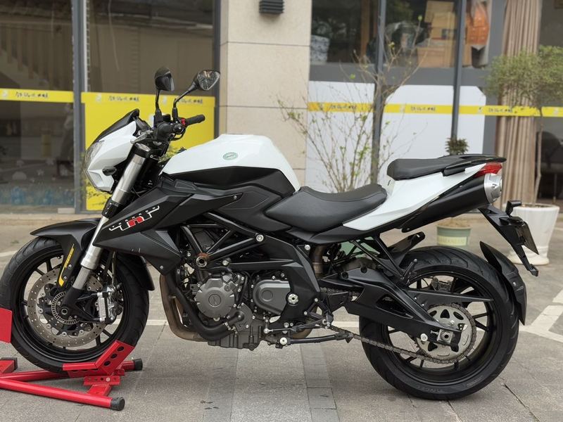 二手贝纳利TNT600i