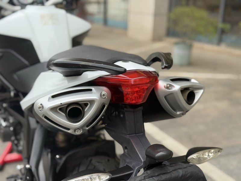 二手贝纳利TNT600i