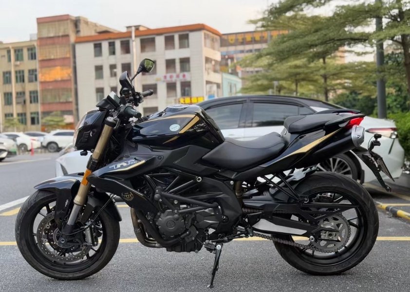 二手贝纳利TNT600i