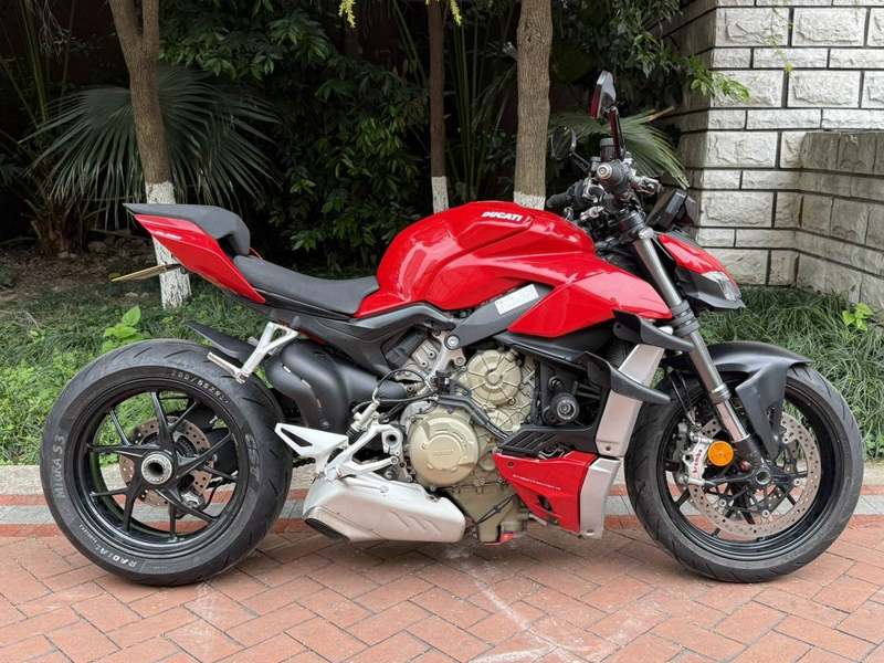 二手杜卡迪Street Fighter V4