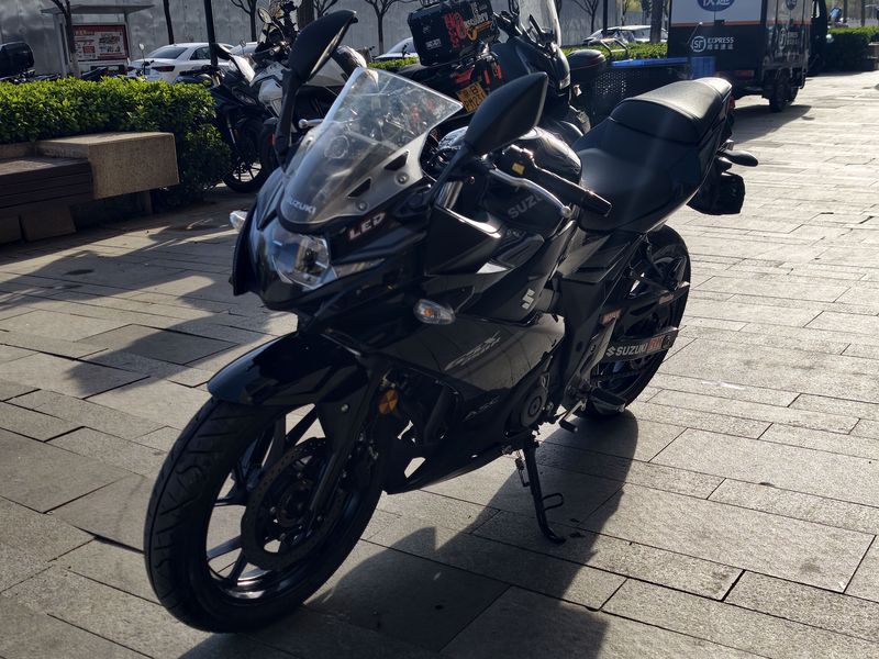 二手豪爵铃木GSX250R