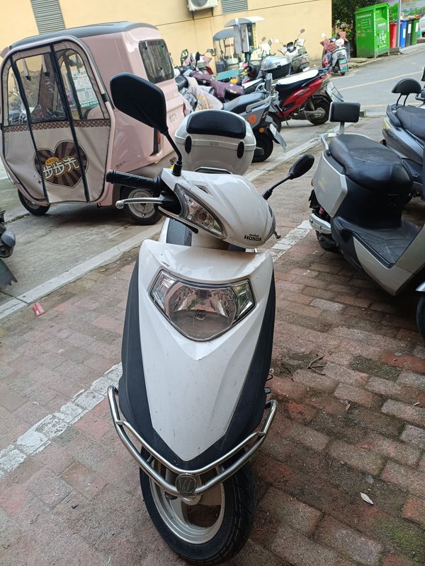 二手五羊本田喜致125