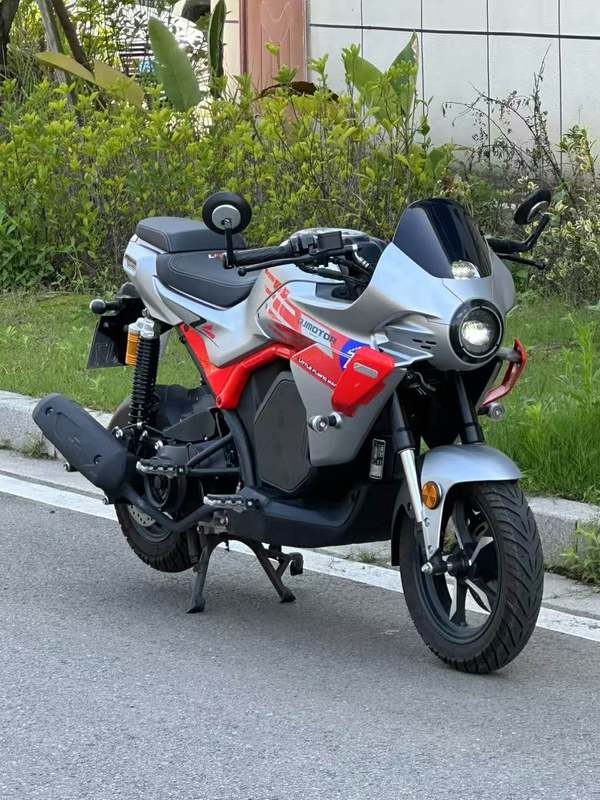 二手QJMOTOR小飞侠