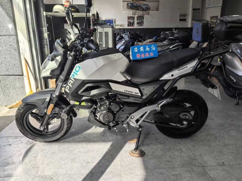 二手春风ST狒狒