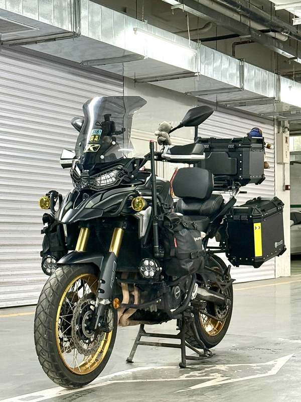 二手贝纳利TRK702